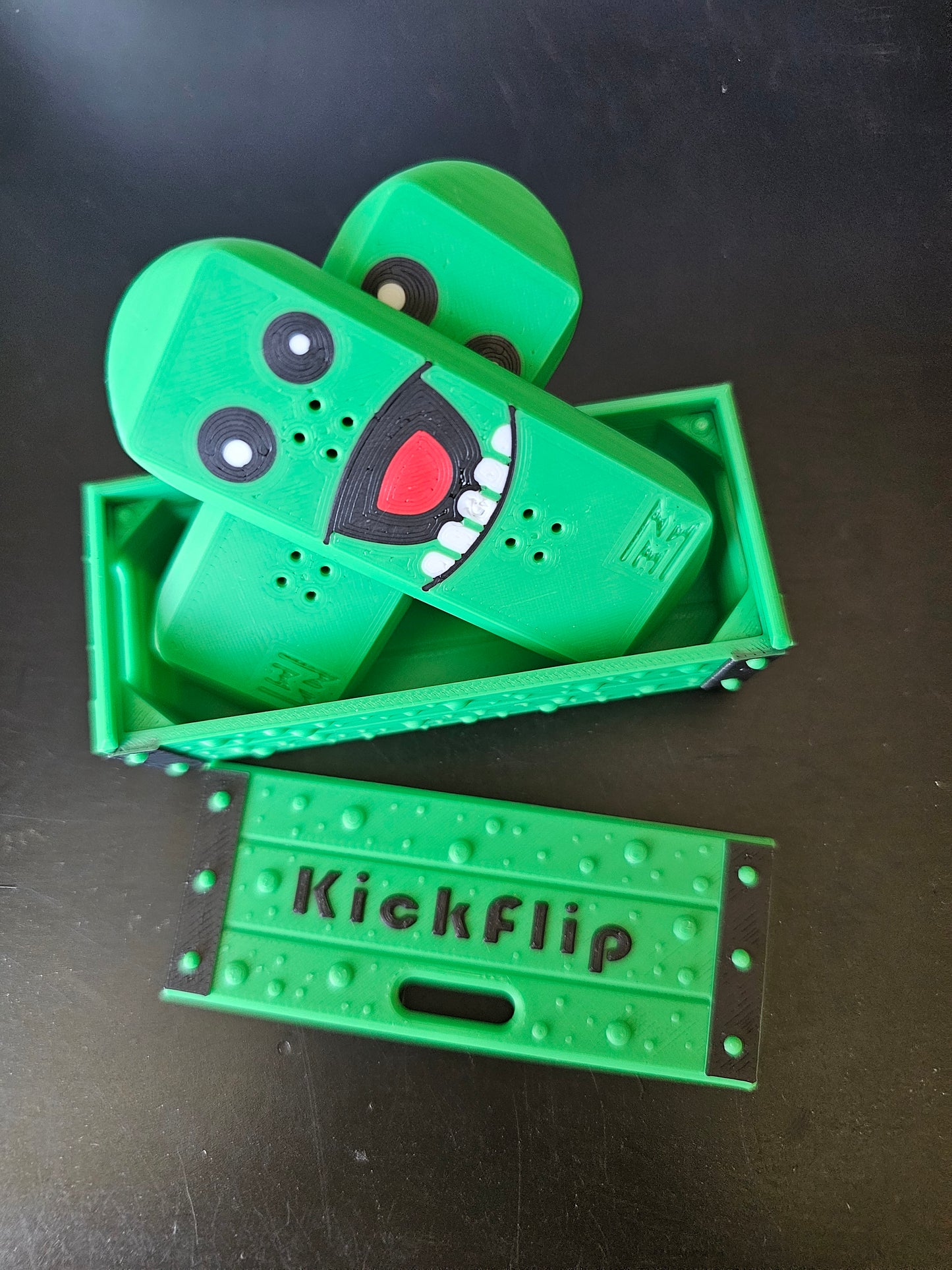 Kickflip Magnetic Fidget