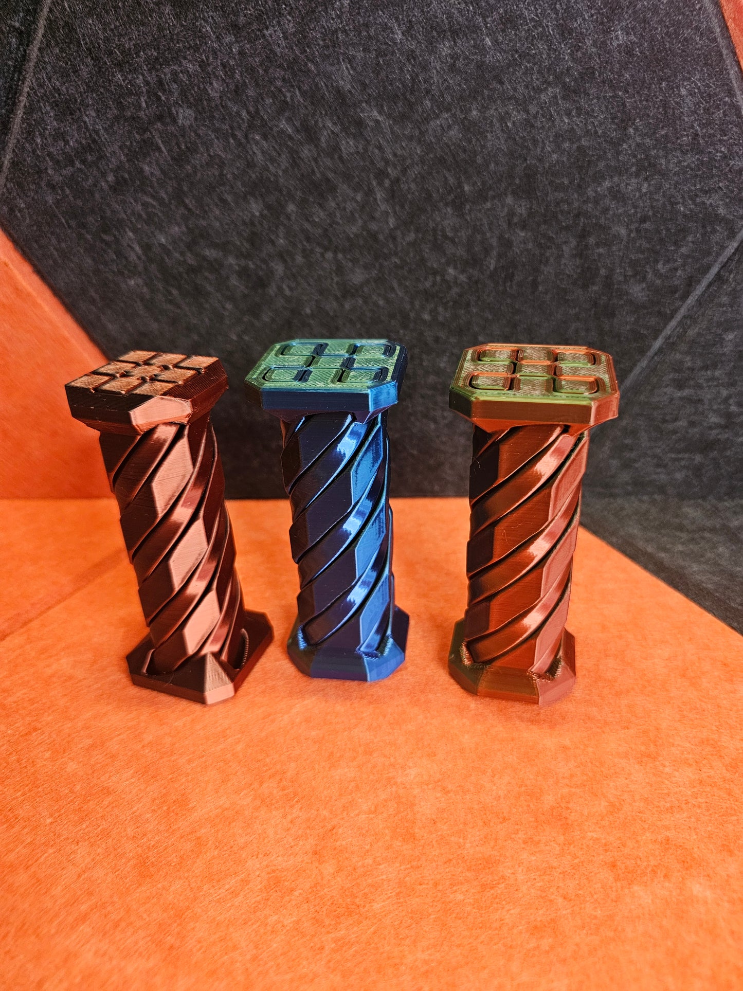 Vortex Pillar Fidget - Mind Bending Motion