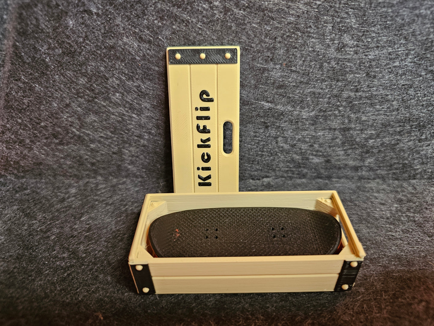 Kickflip Magnetic Fidget