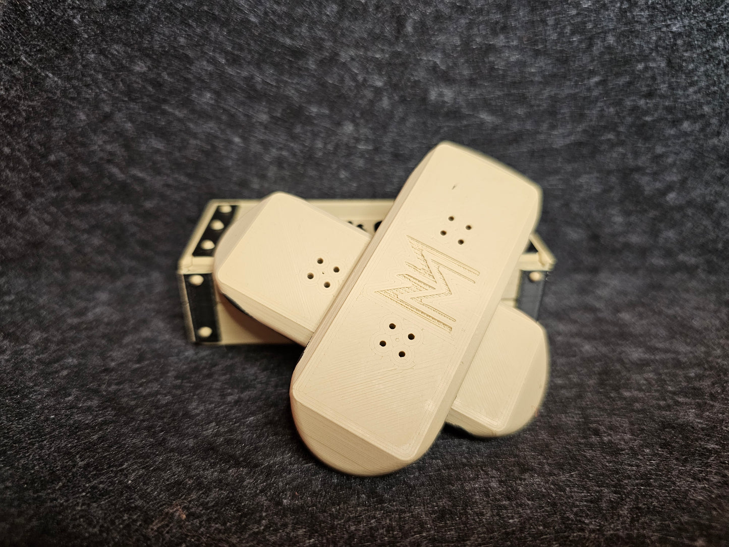 Kickflip Magnetic Fidget